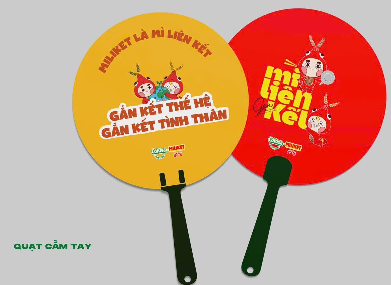 In Quạt Giấy Cán Nhựa – Giá Rẻ, Màu Sắc Sắc Nét